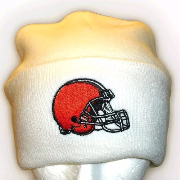 Cleveland Browns Mens Adult White Cuffed Cuff Beanie Winter Hat cap New Nfl - Picture 1 of 2